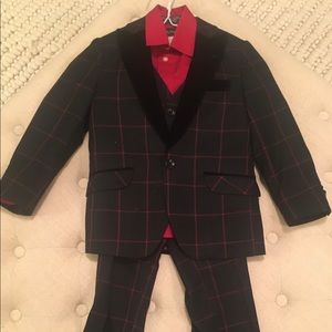 AXNY/Nautica 4 piece suit 5T for Boys